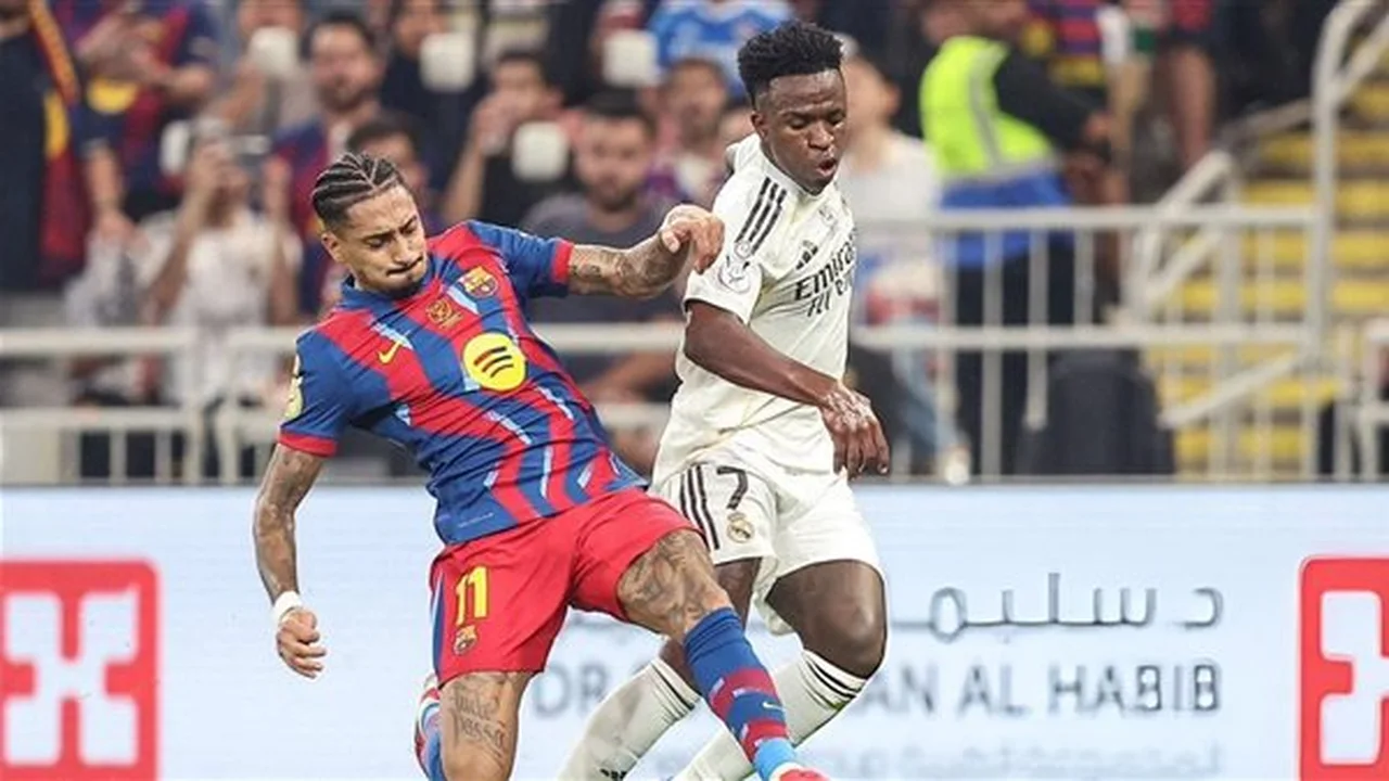 ترتيب الدوري الإسباني بعد مطاردة ريال مدريد لغريمه برشلونة قبل التوقف الدولي